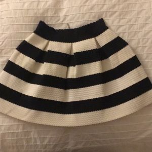 Black & white skirt